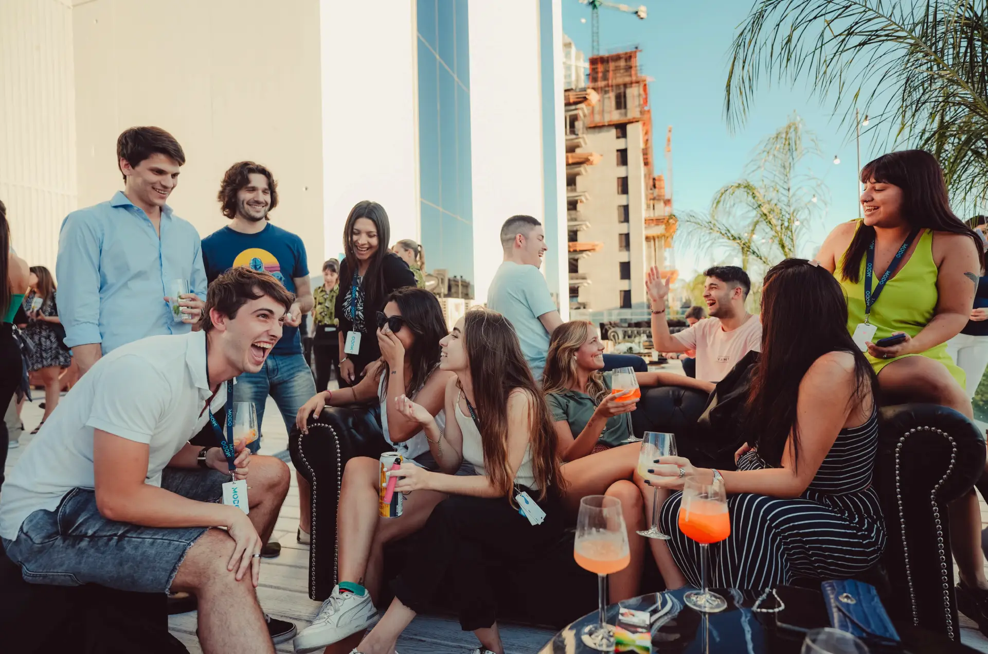 Organiza tu evento corporativo en Buenos Aires: espacios para 50 a 1.500 personas con producción integral incluida