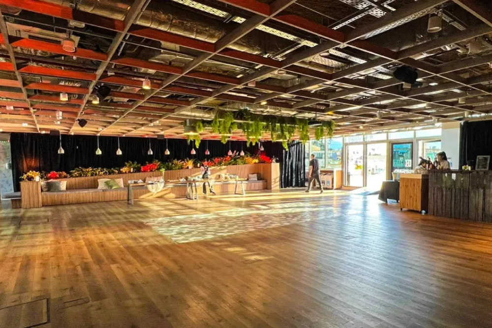 Salón de HIT Events CEL en Núñez